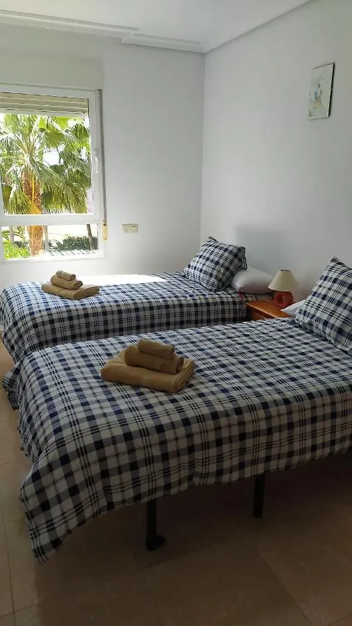 Habitaciones En Frente Del Puerto Almería 0*,